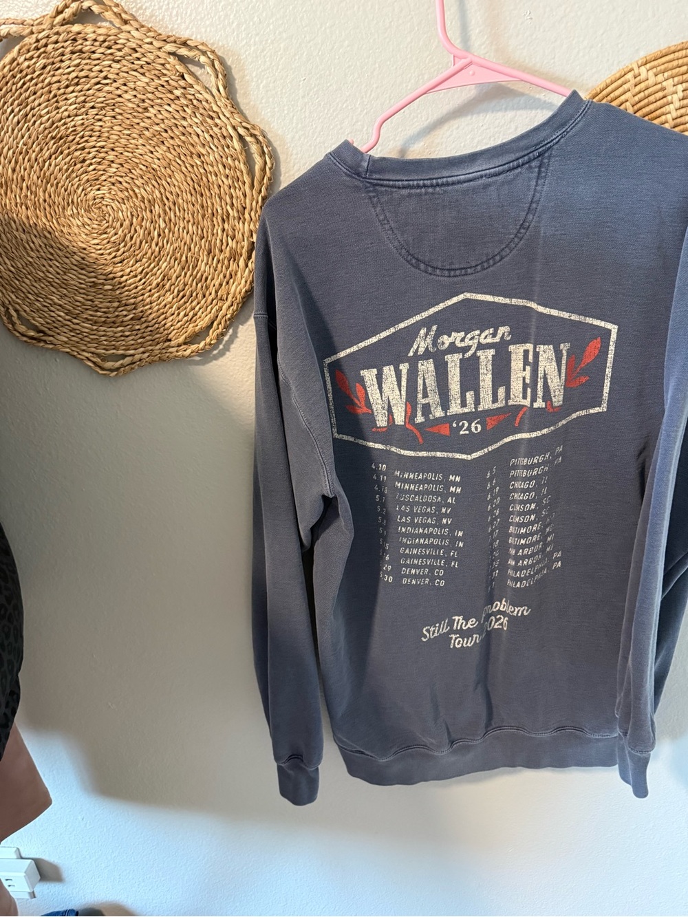 Authentic Morgan Wallen Crewneck Blue Graphic Crewneck Sweater - Picture 3 of 4